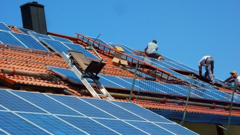 Titelbild zur Veranstaltung E-Check für PV-Anlagen & Batteriespeicher
